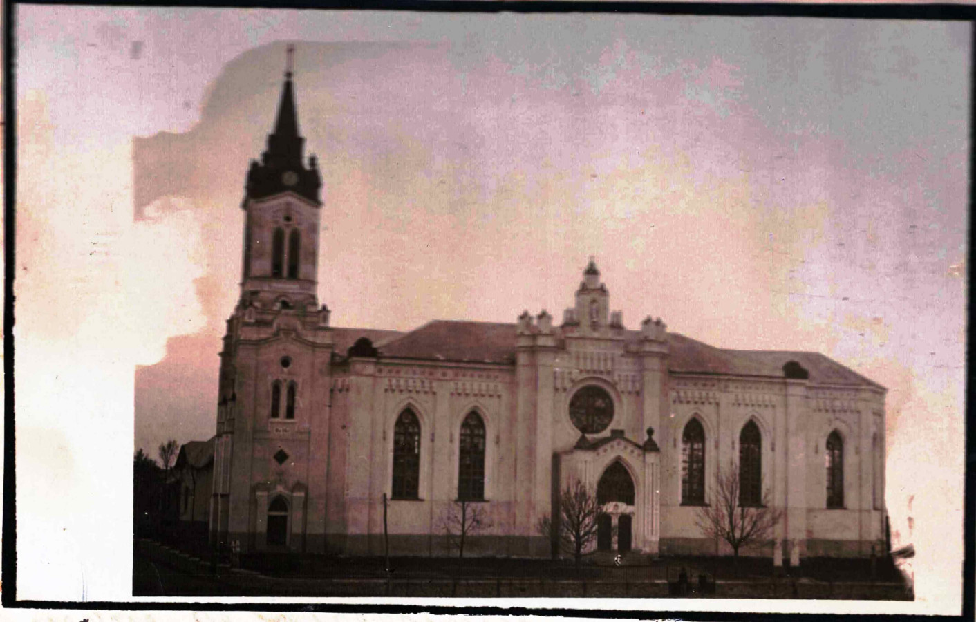 /storage/img/big_gyergyoidia_15605a-a-csomafalvi-templom-az-1928-as-restauralas-utan-szent-miklos-plebania.jpg