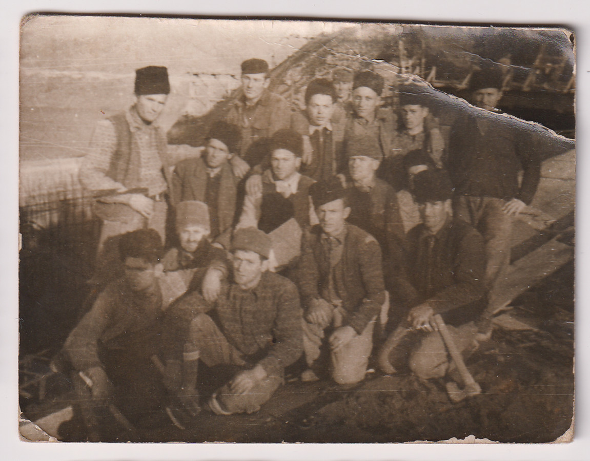 /storage/img/big_gyergyoidia_18825a-bekasban-m-imola-gyujtemenye-kialto-kovek-egyesulete.jpg