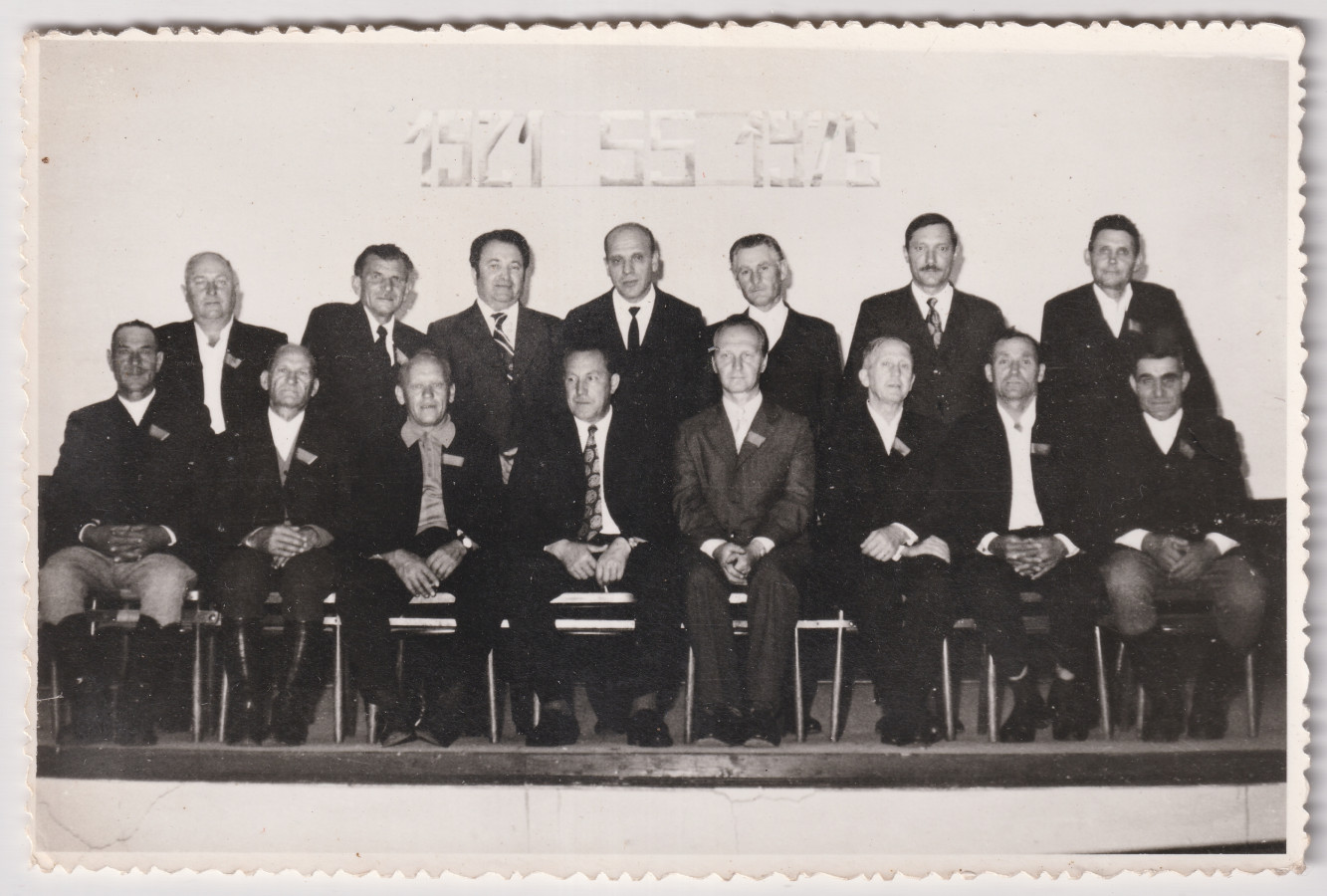 /storage/img/big_gyergyoidia_18948a-kortarstalalkozo-7-mp-amator-fenykepesz-hagyateka-kialto-kovek-egyesulete.jpg