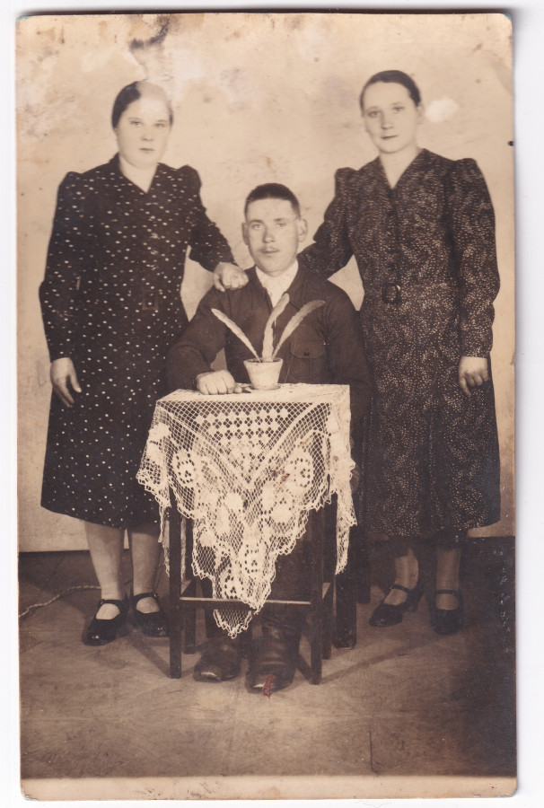 /storage/img/big_gyergyoidia_19483a-kl2026-lorincz-csalad-felmenoi-kialto-kovek-egyesulete.jpg