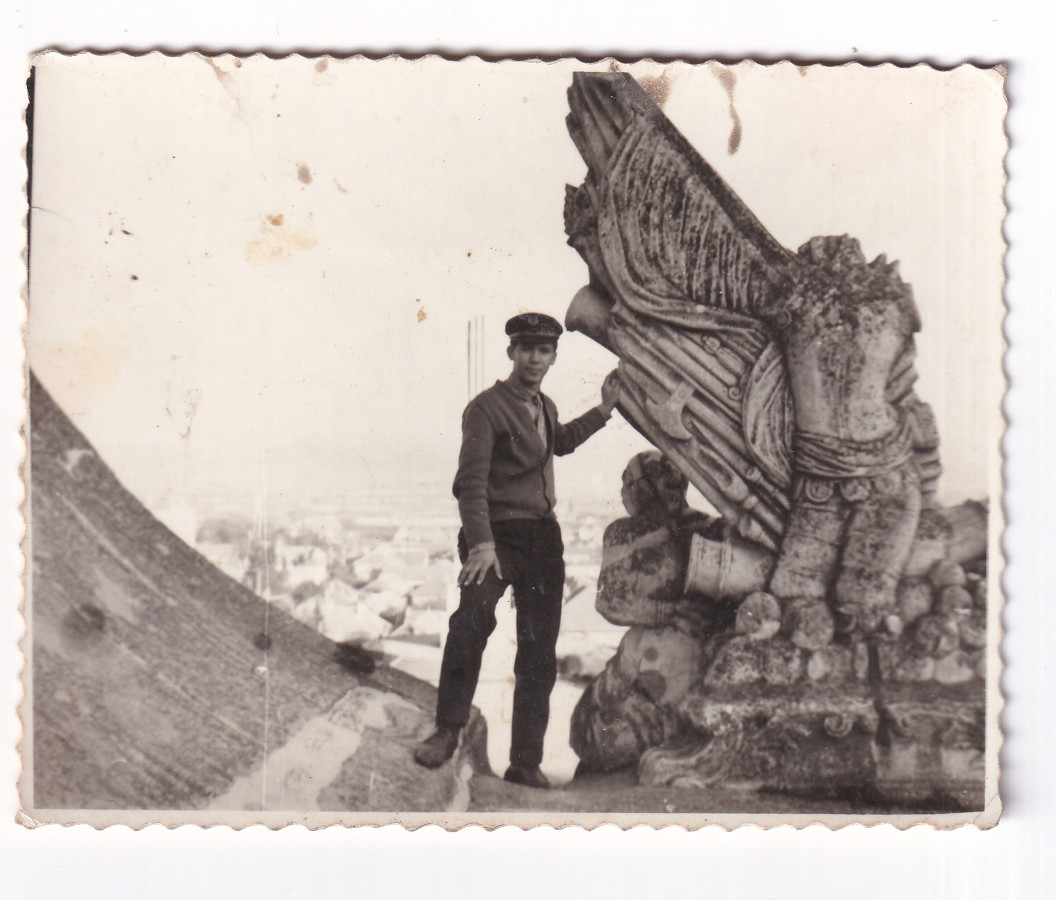 /storage/img/big_gyergyoidia_19558a-fo2026-fazakas-arpad-a-varkapu-tetejen-kialto-kovek-egyesulete.jpg