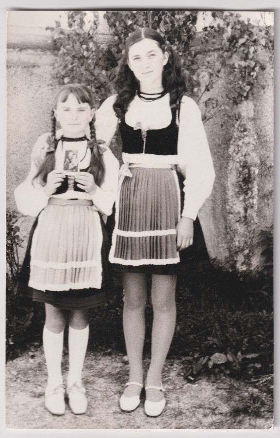 /storage/img/big_gyergyoidia_19803a-bermalkozo-es-bermaszulo-mp-hagyatek-kialto-kovek-egyesulete.jpg