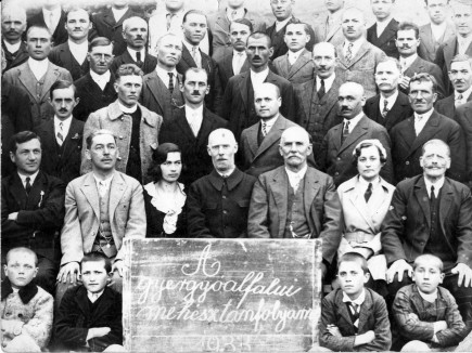 Alfalvi méhésztanfolyam résztvevői 1933-ban