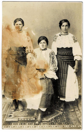Ditrói lányok 1924