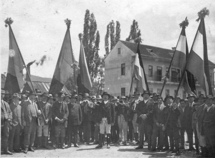 Festivitate în Gheorgheni, în anii 1930