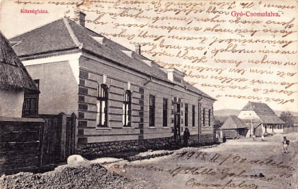 Községháza Csomafalván