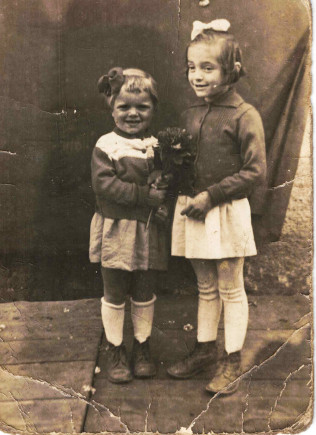Polgár Piroska és Kimpiján Anna 1965-ben
