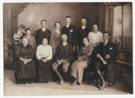 Kiss Miklós és családja - Ressler Ibolya gyűjteménye