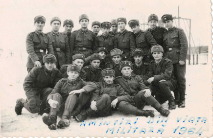 Lőrincz István katonatársaival