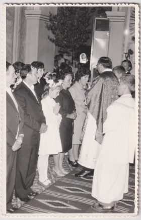 Elsőáldozók a templomban 2 - MP amatőr fényképész hagyatéka