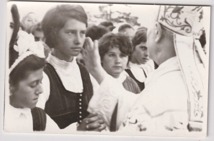 Bérmálás Újfaluban 4 - MP amatőr fényképész hagyatéka