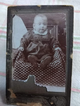 Un bebeluș din Ciumani, 1914